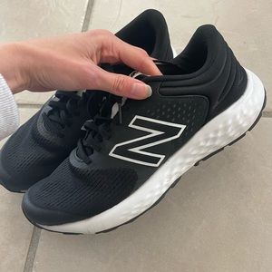 New Balance Women’s 520 Black